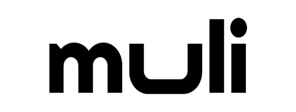 Schwarzer Text 'muli' auf weißem Hintergrund.
